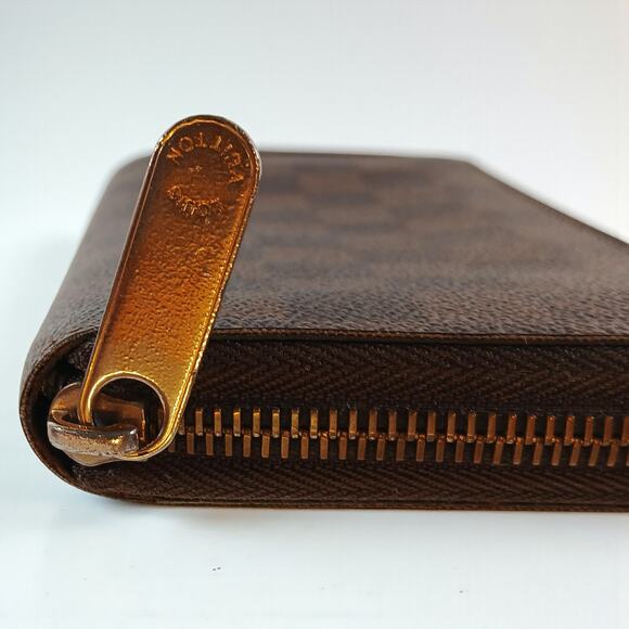 Louis Vuitton Damier Ebene Zippy Wallet - Picture 7 of 13